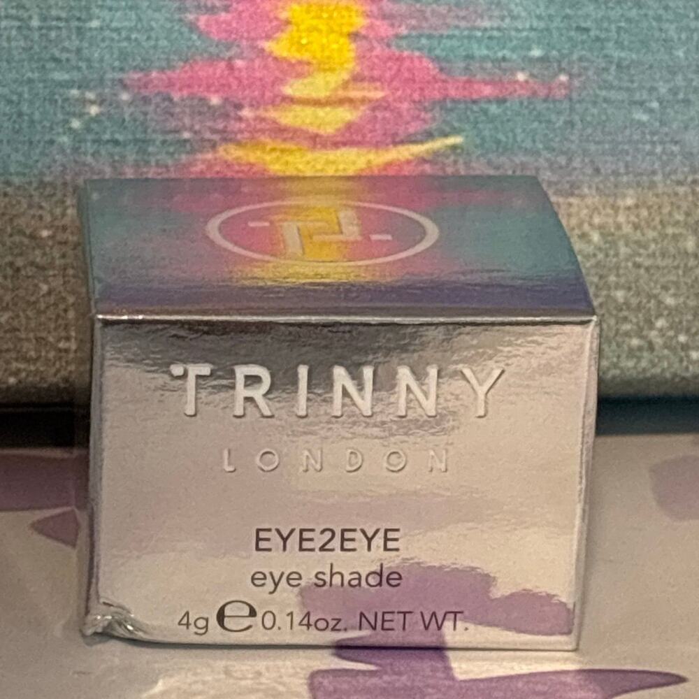 Trinny London Eye2Eye Eye Shade in shade Queen